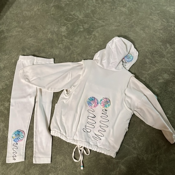 New Handmade Girls 3 pc Set - Picture 3 of 4